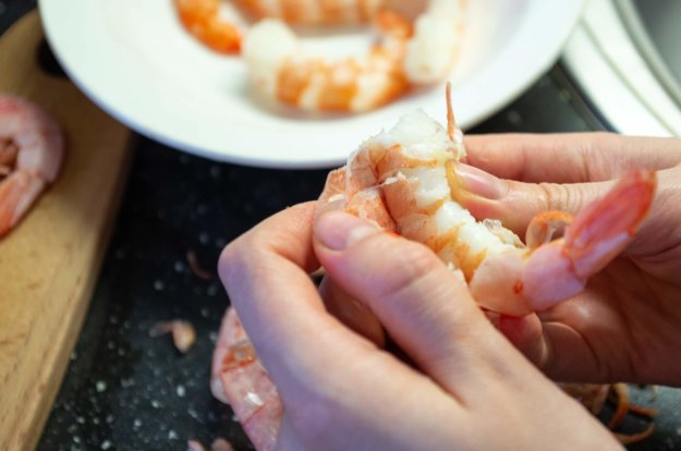 Health Benefits Of Eating Shrimp For Seniors-min Health Benefits Of Eating Shrimp For Seniors