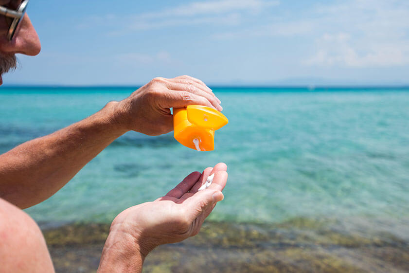 4 Sunbathing Tips For Seniors