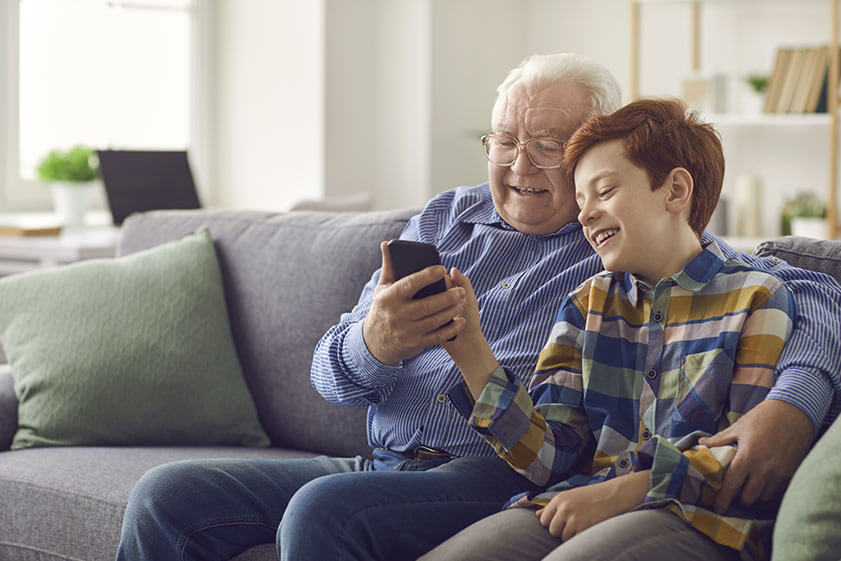 A Guide To Navigating Social Media For Seniors
